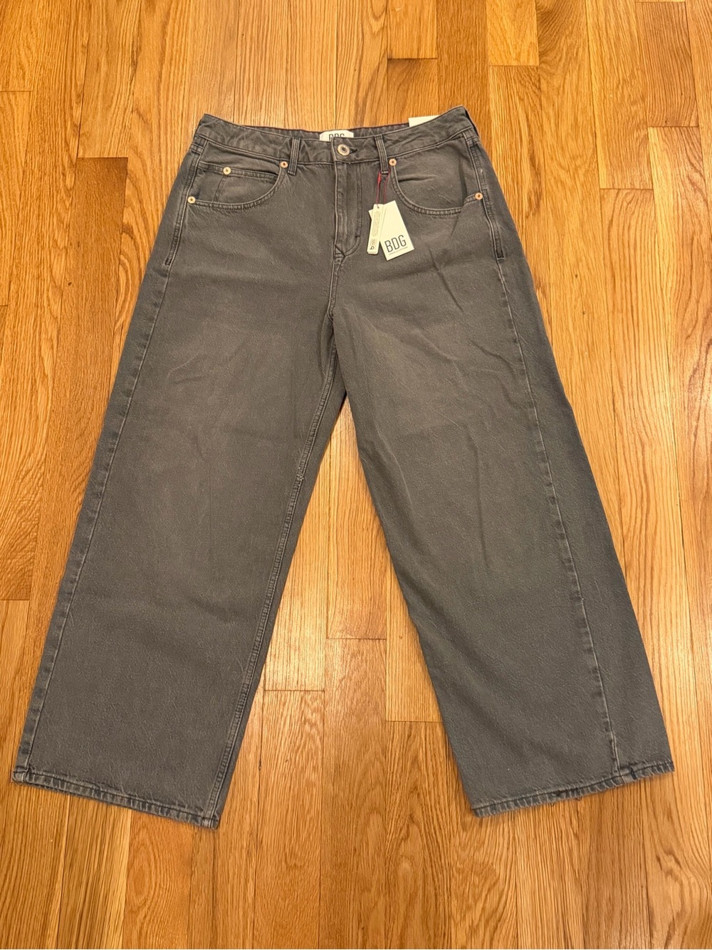 BDG Women’s Jaya Baggy GrayWide-Leg Jeans